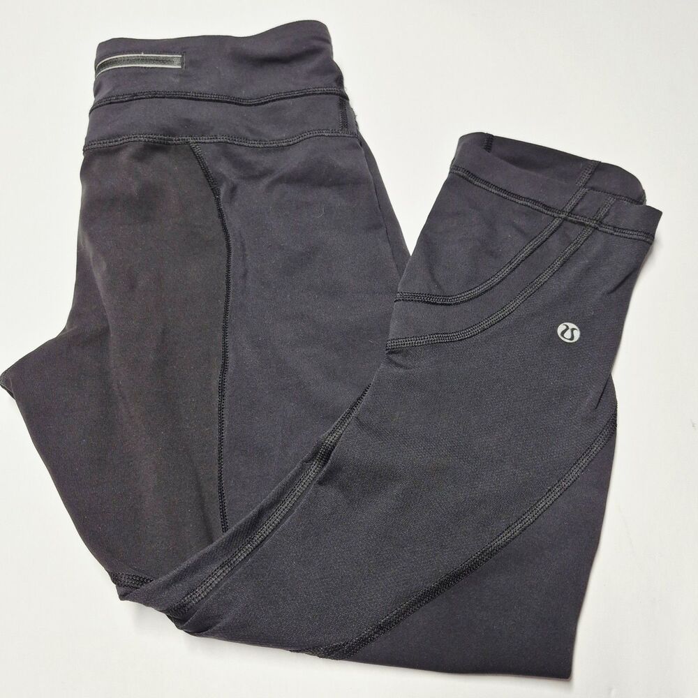 Lululemon Black Capri Yoga Pants Cropped Leggings Back Zip Pocket Athleisure S